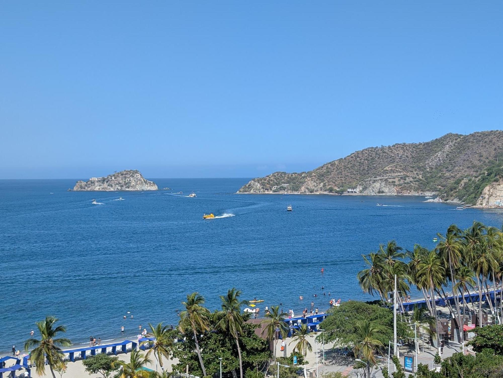 Edificio Macondo En El Rodadero Con Vista Al Mar, No Se Paga Manilla Gaira