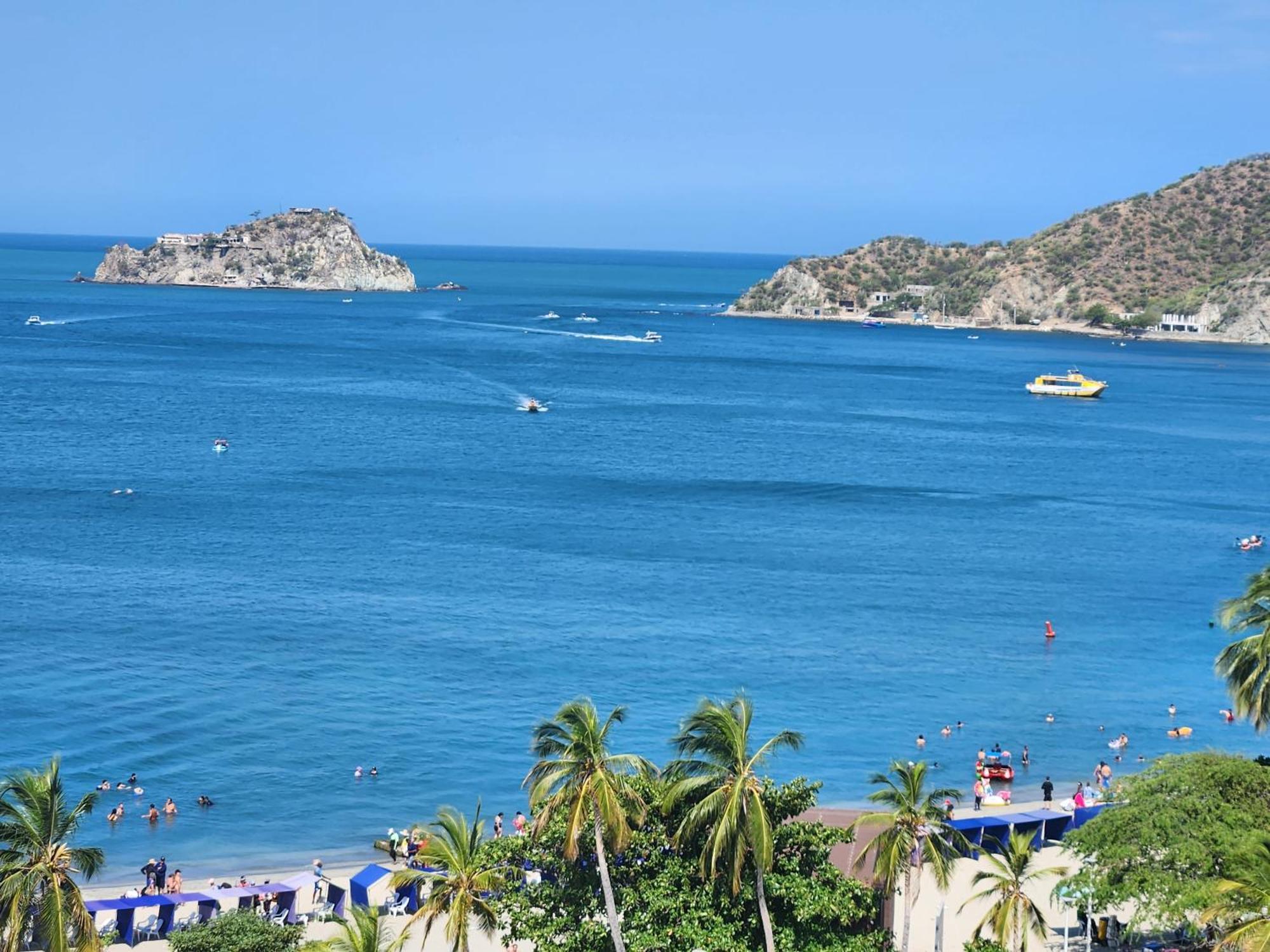 Edificio Macondo En El Rodadero Con Vista Al Mar, No Se Paga Manilla Gaira