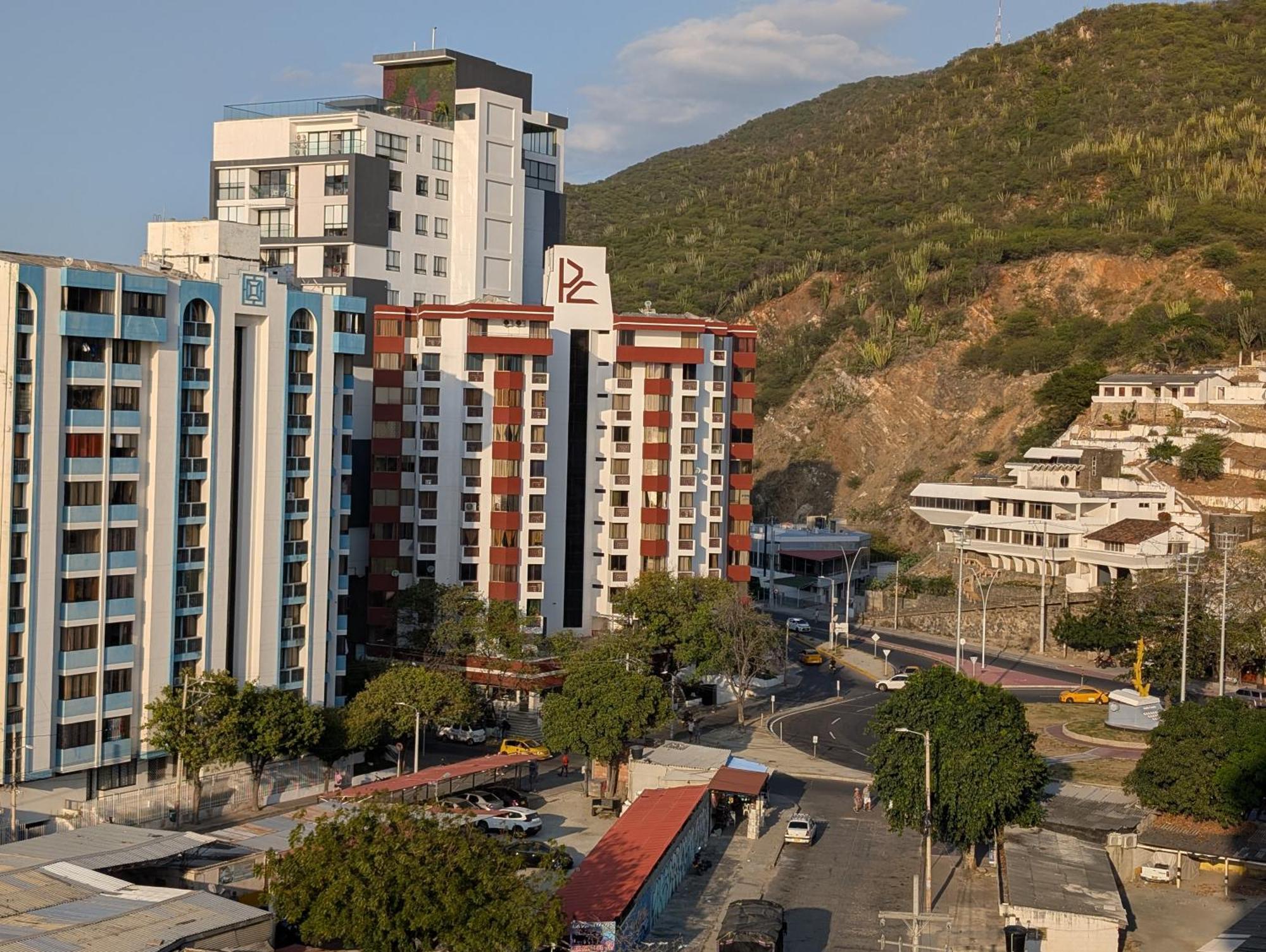 Edificio Macondo En El Rodadero Con Vista Al Mar, No Se Paga Manilla * Gaira