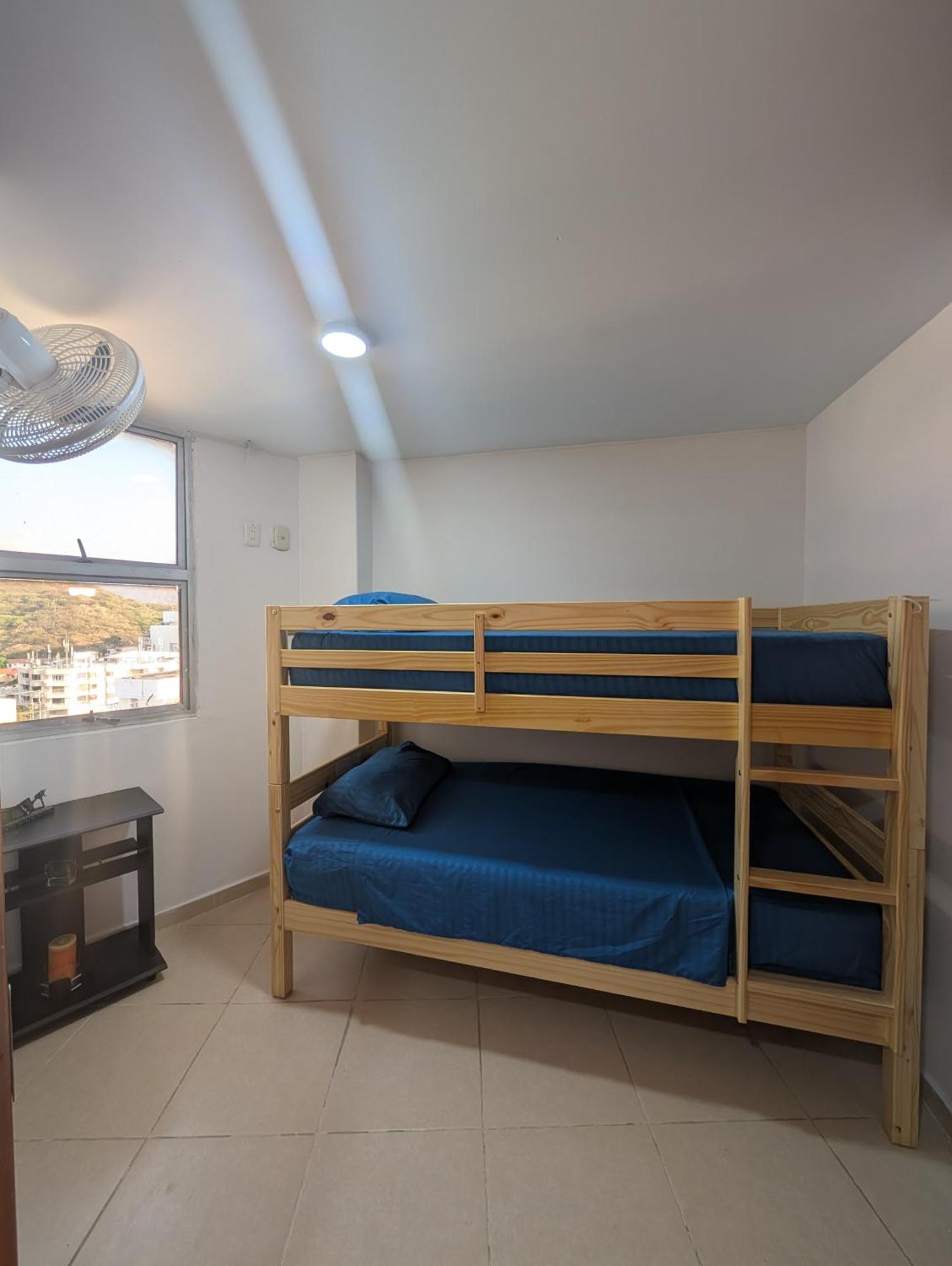 Apartamento Edificio Macondo En El Rodadero Con Vista Al Mar, No Se Paga Manilla