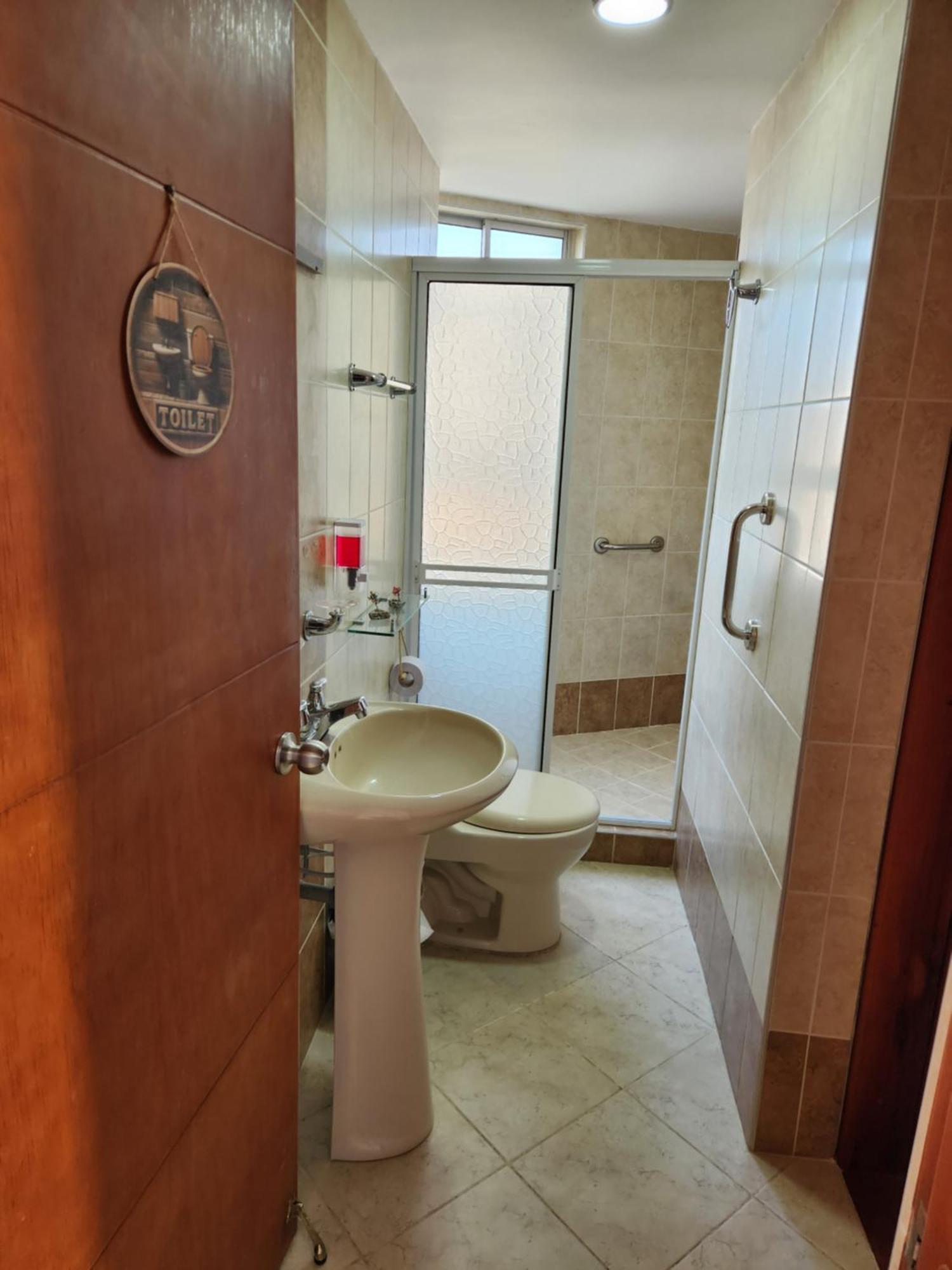 Apartamento Edificio Macondo En El Rodadero Con Vista Al Mar, No Se Paga Manilla *